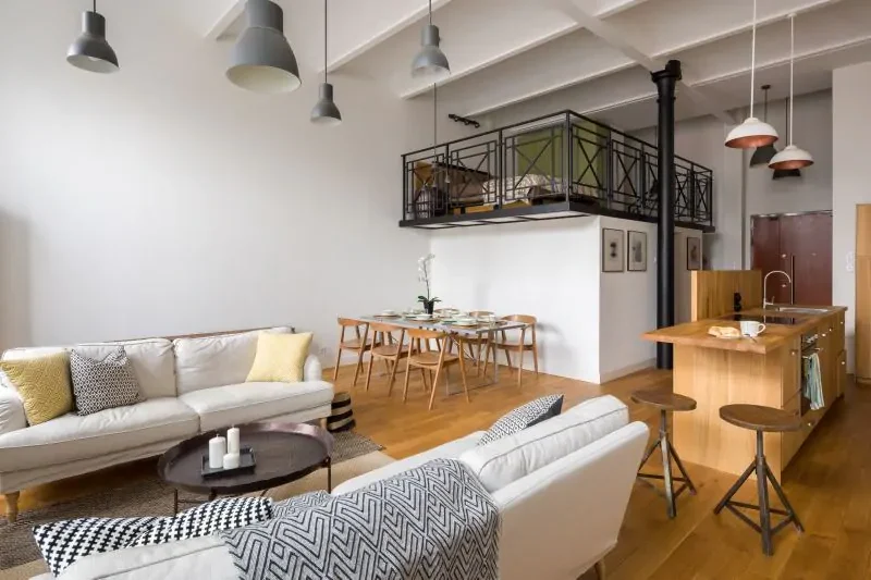 Antresola w niskim mieszkaniu