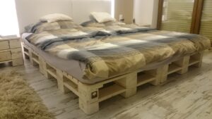 Kreatywne inspiracje – co zrobić z palet?