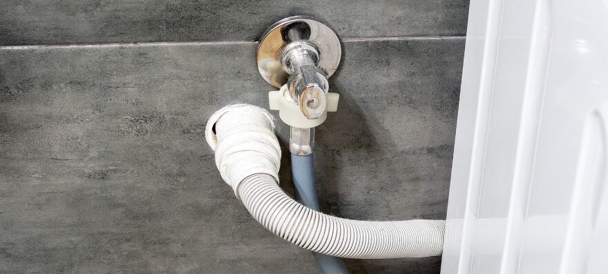 Odpowiednia wysokość odpływu pralki