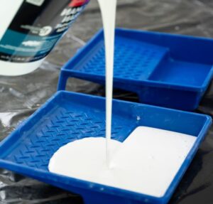 Farba zamiast płytek pod prysznicem