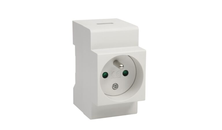 gniazdo na szynę din